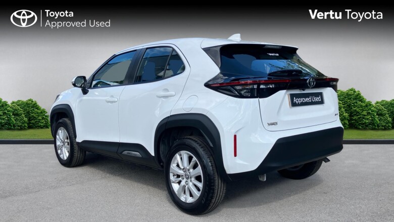 Toyota Yaris Cross 1.5 Hybrid Icon 5dr CVT Hybrid Estate